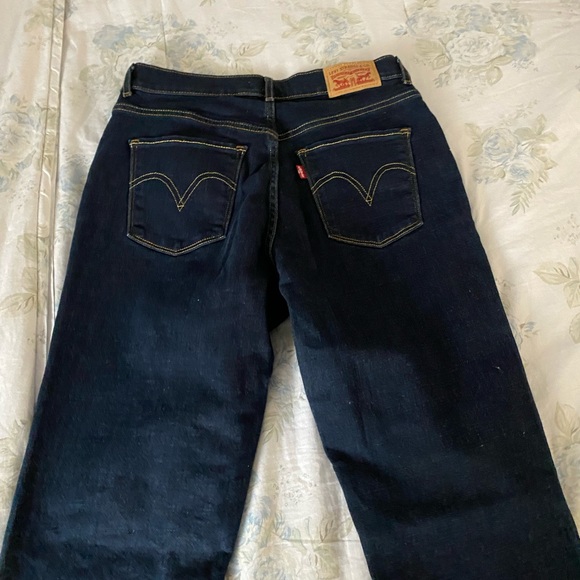 Dark Blue Slim Bootcut Levi’s - Picture 2 of 3